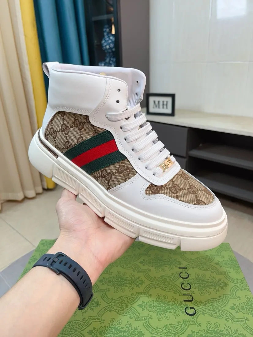 Men's shoes 💰440🌹🌹GUCCI [Gucci] New high-top men's shoes, a high-end brand, the latest fashionable casual men's shoes, trendy and versatile, relaxed and sporty style, uppers imported from Italy, first-layer cowhide, genuine leather lining, and ultra-fine workmanship. Original personalized fashionable rubber wear-resistant outsole, light and comfortable on the foot, size 38-44